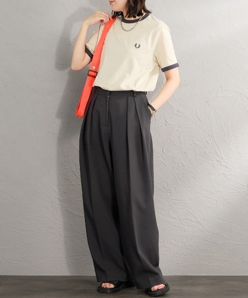 tシャツ 「FRED PERRY/フレッドペリー」 別注 ワンポイントロゴ刺繍 リンガーTシャツ レディース メンズの画像