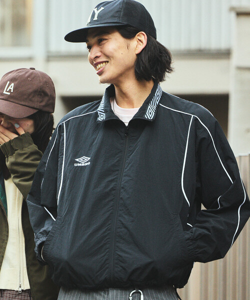 UMBRO ナイロンジャケット M umbro（アンブロ） ナイロンジャケット 別注 Nylon Track Jacket