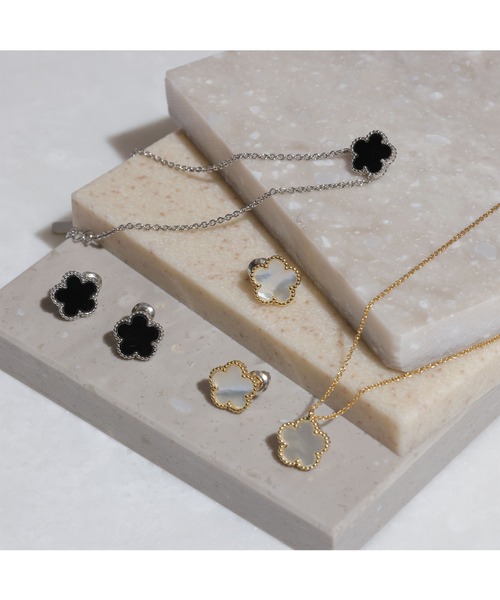 「MARY QUANT」 ピアス(両耳用) FREE ゴールド レディース_画像3