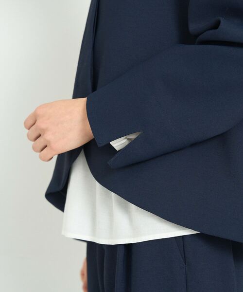 美品　ADIEU TRISTESSE ノーカラーブルゾン ADIEU TRISTESSE ジャケット ノーカラージャケット リーフカット