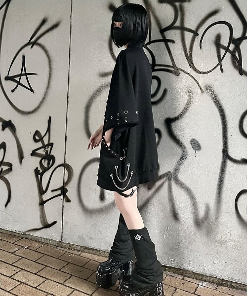 ililil tシャツ 「ililil/イルイルイル」「装飾控えめになりまし