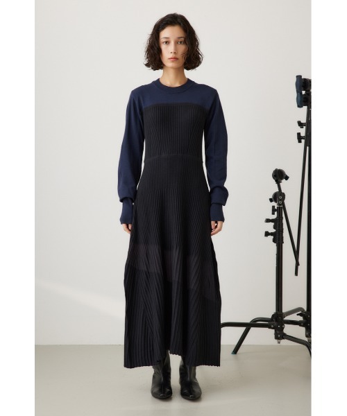 crie conforto ワンピース バイカラービスチェドッキングニットワンピ