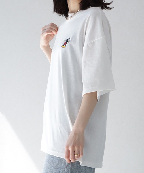 Disney（ディズニー） tシャツ 「Disney/ディズニー」サガラ刺繍ハーフ