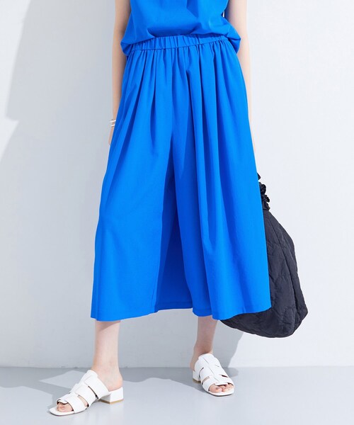 ワイドパンツ パンツ 「クールエアー素材／UVケア／セットアップ可能」エアリーフレアパンツ レディースの画像