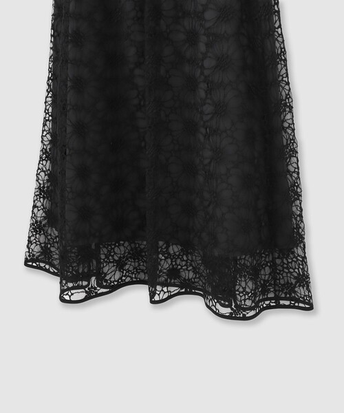 黒の花柄刺繍Aラインワンピース ANAYI（アナイ） ワンピース フラワー刺繍Aラインワンピース