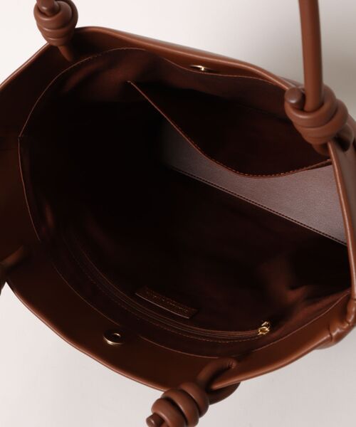 【CHARLES&KEITH】ジオメトリック トートバッグ CHARLES & KEITH◇Midori ジオメトリックトートバッグ◇送料込