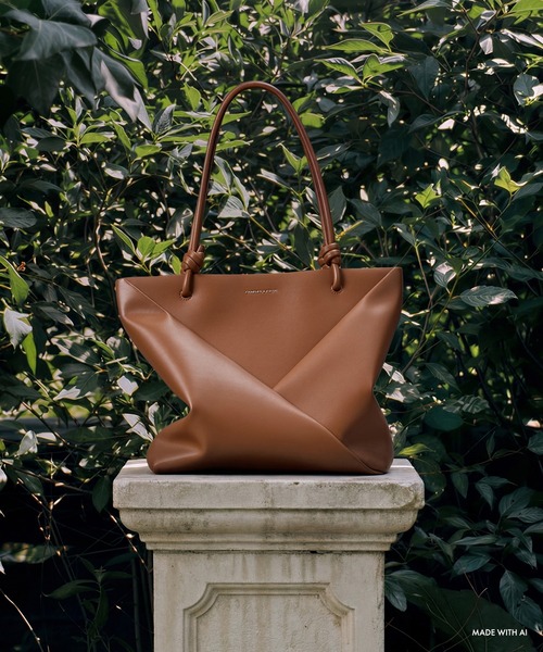 CHARLES ＆ KEITH（チャールズ&キース） トートバッグ Midori ミドリ