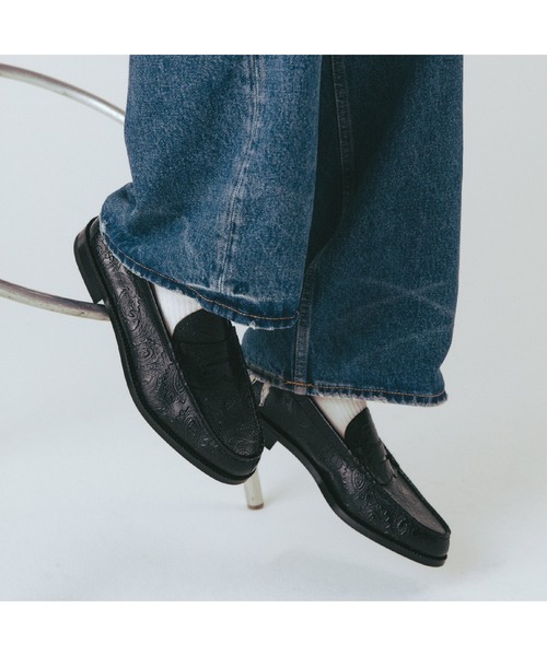 CONZ ローファー EMBOSSED LOAFERS BLACK PAISLEY THE KENFORD