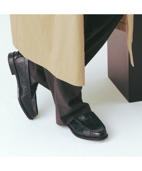 The Kenford Fineshoes ローファー EMBOSSED LOAFERS BLACK PAISLEY