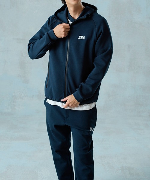 WIND AND SEA（ウィンダンシー） パーカー TECH SWEAT ZIP UP