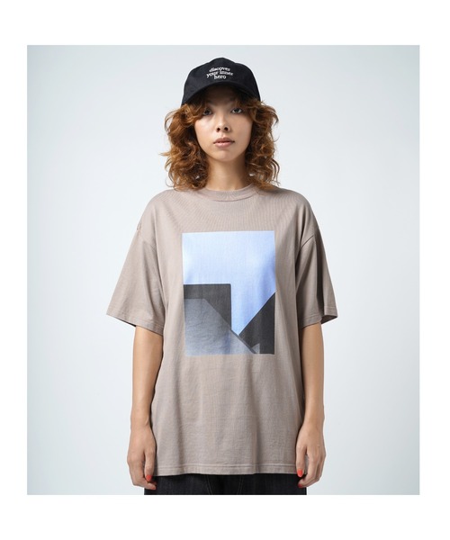 STUDIO SEVEN tシャツ Abstract Graphic Printed SS Tee「STUDIOSEVEN