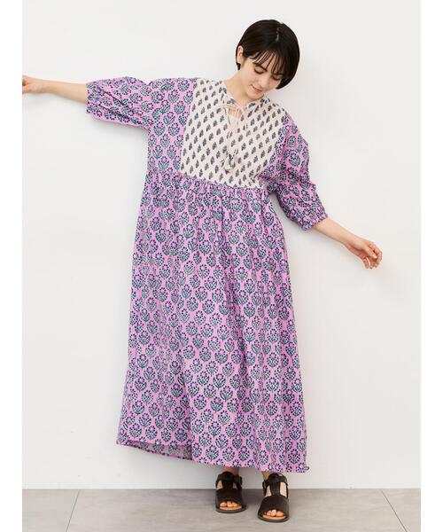 ９号紫と白の柄 半袖ワンピース Samansa Mos2（サマンサモスモス） ワンピース インド総柄アソート