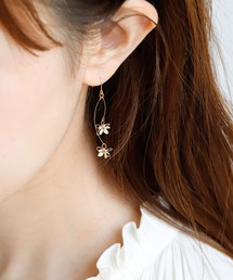 【即購入OK/早い者勝ち】SoireeO フラワーピアス1つ 14G 16G ］爽やか ホワイトフラワー flower ストレート 軟骨