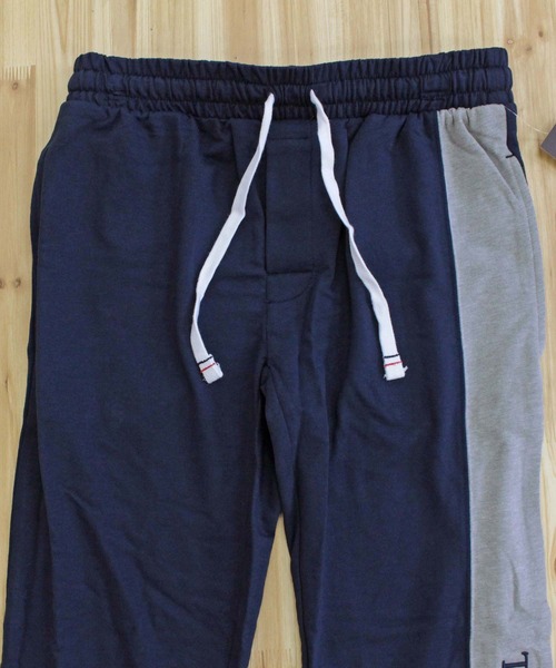 TOMMY HILFIGER（トミー・ヒルフィガー） スウェットパンツ ジャージ
