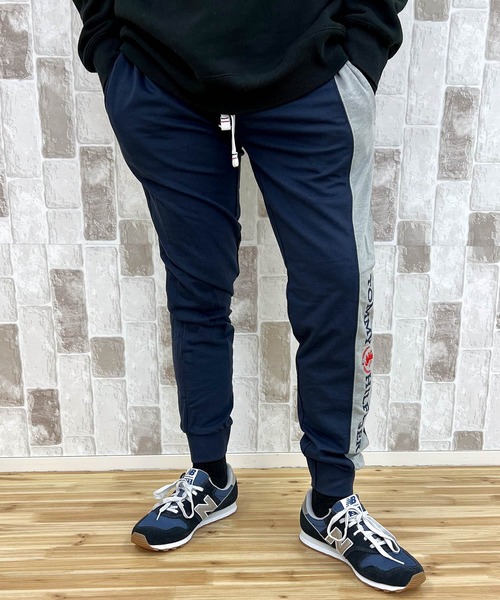 TOMMY HILFIGER（トミー・ヒルフィガー） スウェットパンツ ジャージ