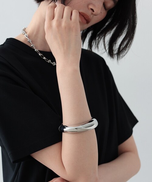 Aletta シルバーバングル br-001-s Aletta シルバーバングル br-001-s - メルカリ