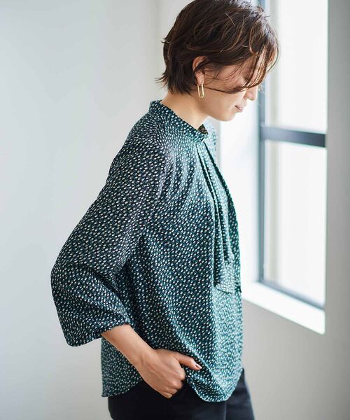 le.coeur blanc（ルクールブラン） ブラウス シャツ 幾何柄スカーフ