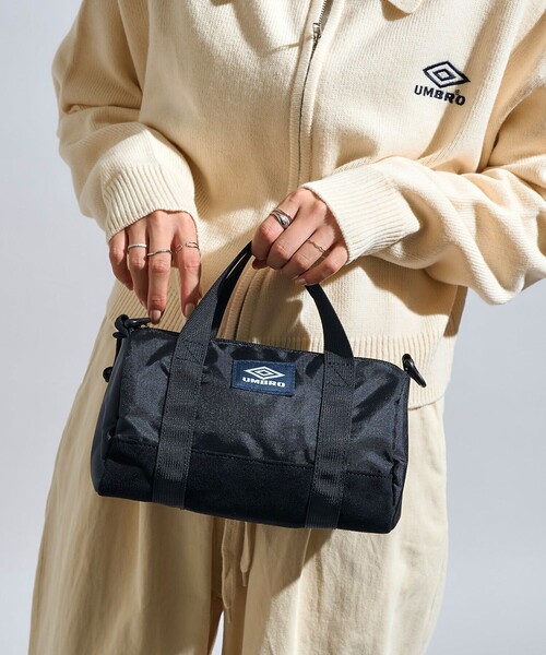 umbro（アンブロ） ショルダーバッグ メンズ レディース : ZOZOTOWN