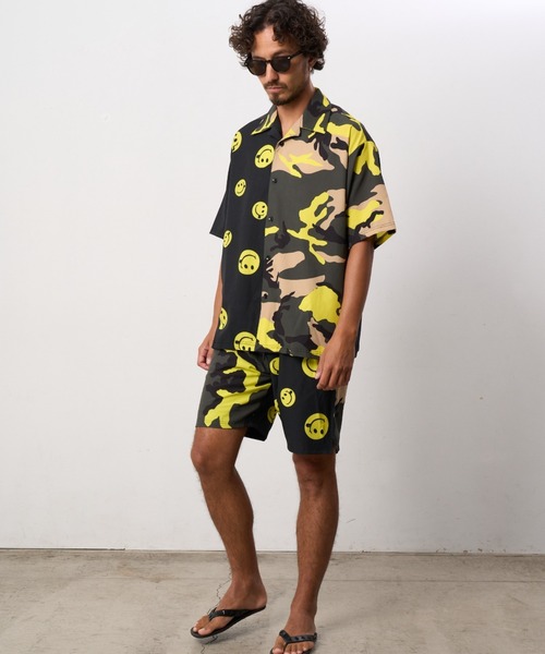 「STUD MUFFIN」 半袖シャツ 2 ブラック メンズ_画像3