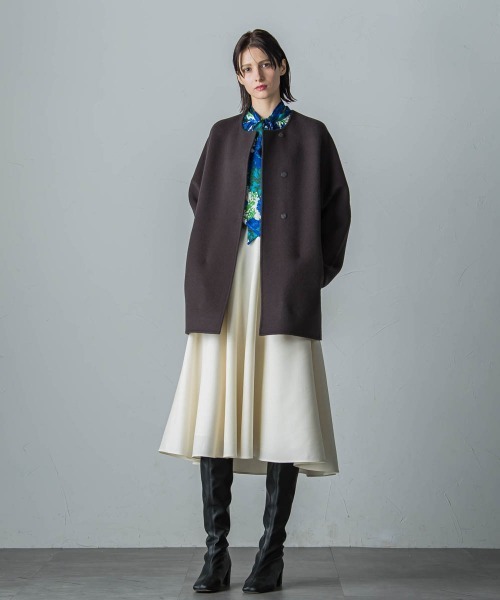 「LAUTREAMONT DE CLASSE」 ノーカラーコート 7号 ベージュ レディース_画像3