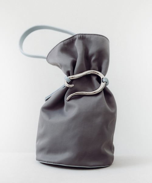 ハンドバッグ LE VERNIS(ル・ベルニ)Poire bucket bag Sの画像