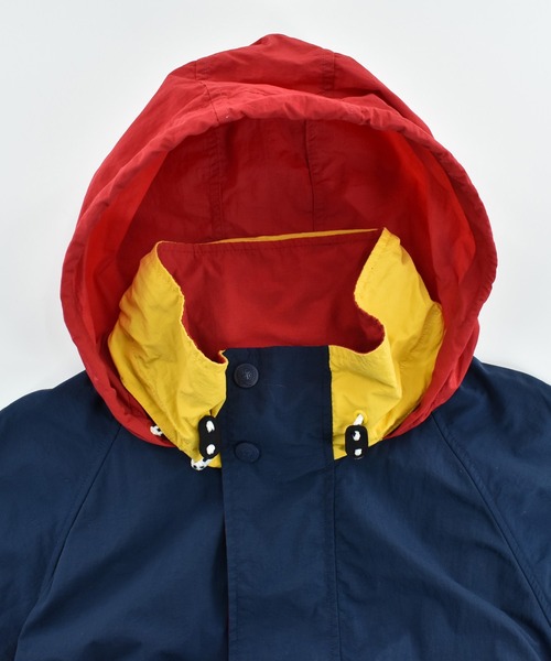 8*0様  トミーヒルフィガー セーリングギア アノラック ナイロンジ TOMMY HILFIGER（トミー・ヒルフィガー） ナイロンジャケット 「USED
