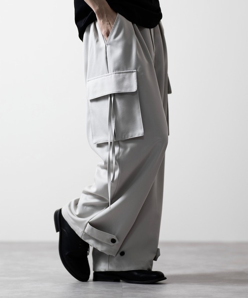 【CLEL】パラシュートパンツ サイズＳ　ライトグレー&ブラックのセット売り CLEL カーゴパンツ 「CLEL」M-47Design TR Loose Parachute