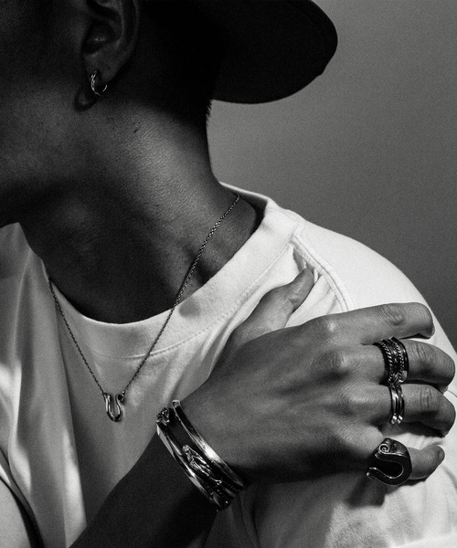 CRIMIE（クライミー） ブレスレット PYRAMID STUDS GUADALUPE SILVER