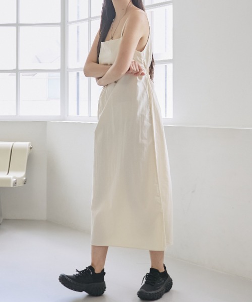 nemne ワンピース 「unnome」背中開きキャミワンピース
