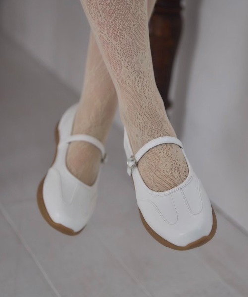 Smyeon ホワイト フラットバレエスニーカー Smyeon スニーカー Flat ballet sneakers/フラットバレエ