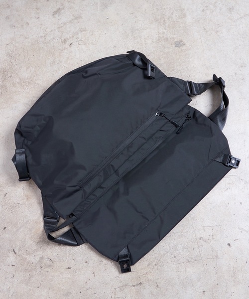 NoiR ショルダーバッグ EM:NoiR ノアール Compass messenger/コンパス