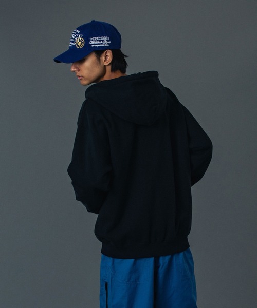 XLARGE（エクストラ ラージ） パーカー PERFORATED LEATHER LOGO ZIP