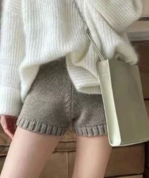ampm（エーエムピーエム） パンツ ハイウエストニットショートパンツ