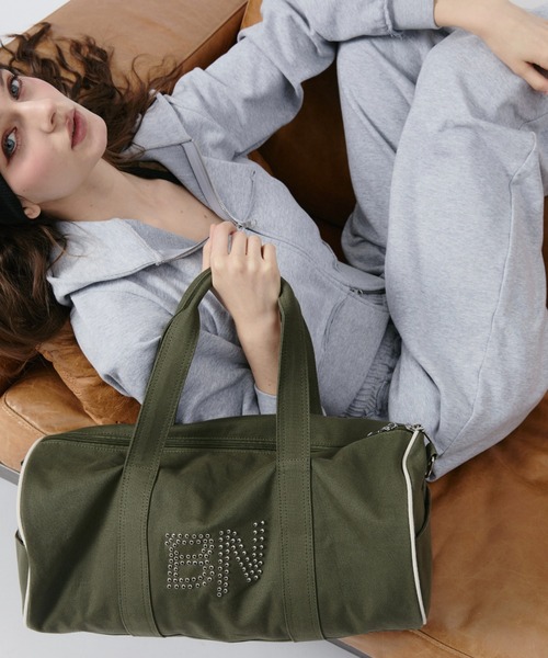 BENUA トートバッグ Studded duffel bag/スタッズダッフルバッグ