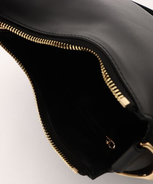 CHARLES & KEITH(チャールズ&キース) ショルダーバッグ バッグ CHARLES & KEITH(チャールズ&キース) ショルダーバッグ バッグ