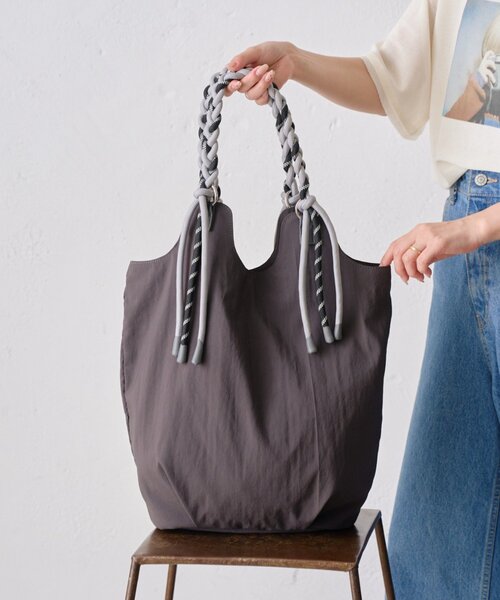 トートバッグ :「大容量／軽量」撥水ナイロンロープハンドルトートBAG レディースの画像