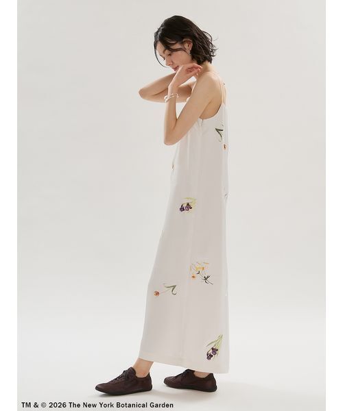 emmi ワンピース 「emmi×NYBG」サテンキャミワンピース/ハンド