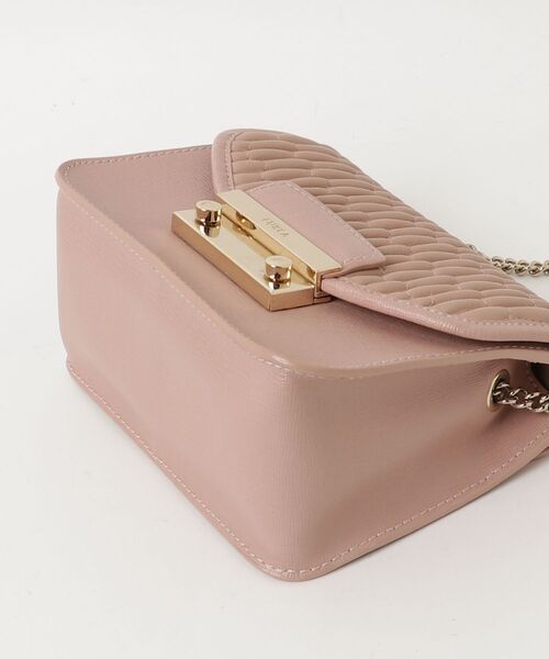 ゆん　FURLA ショルダーバッグ FURLA（フルラ） ワンポイントショルダーバッグ - ピンク レディース