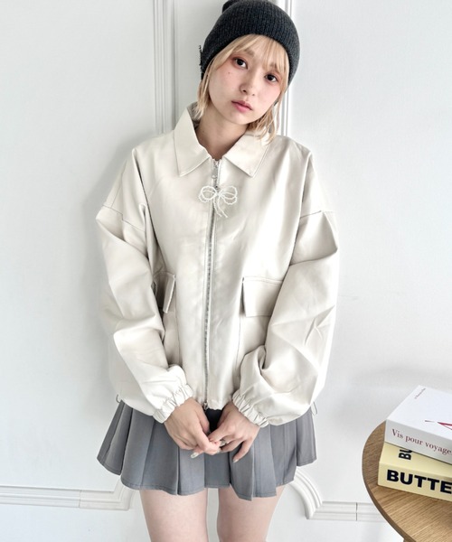 【未使用級】マーリエルカセット　パール　お嬢様ジャケット　ブルゾン 披露宴 Loueme ブルゾン アウター パールリボンフェイクレザー