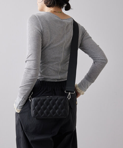 ear PAPILLONNER（イア パピヨネ） 財布 「リバイバル/本革」整理整頓