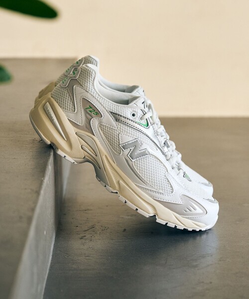 New Balance スニーカー ベージュ×水色 New Balance スニーカー 「国内EXCLUSIVE」「New Balance