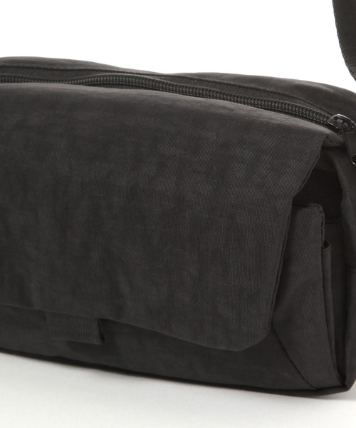 LAKOLE（ラコレ） ショルダーバッグ スクエアマルチショルダーバッグ