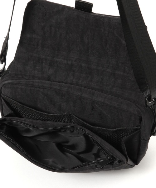 LAKOLE（ラコレ） ショルダーバッグ スクエアマルチショルダーバッグ