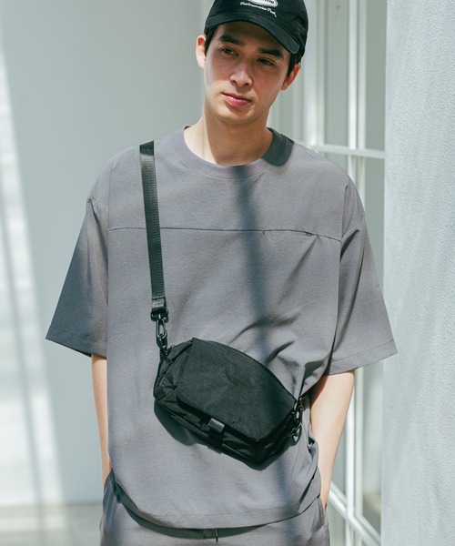 LAKOLE（ラコレ） ショルダーバッグ スクエアマルチショルダーバッグ