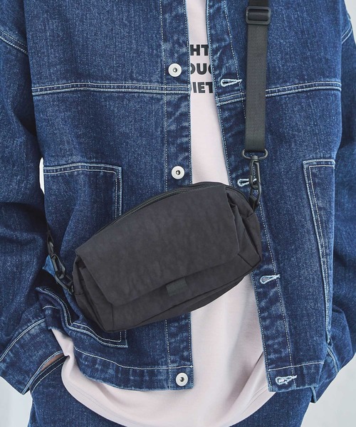 LAKOLE（ラコレ） ショルダーバッグ スクエアマルチショルダーバッグ