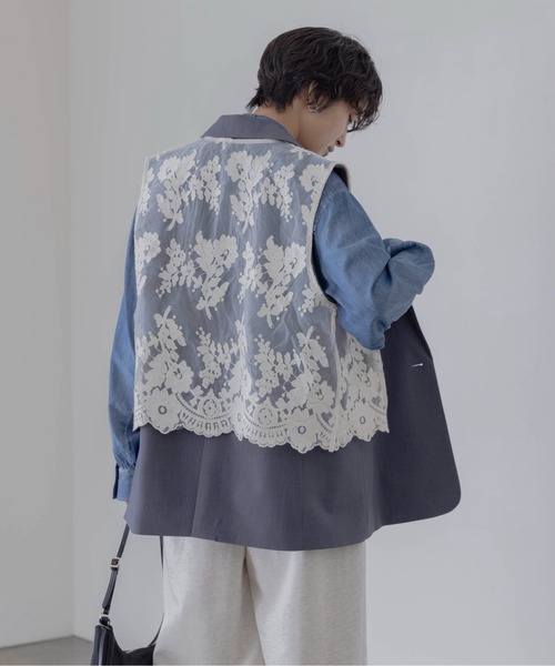 エイミーロウ　レースレイヤード ダブルボタンジレ　Eimee Law レースレイヤード ダブルボタンジレ（ベスト）｜Eimee Law（エイミー