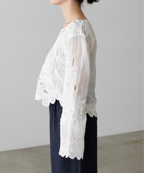 LARUTA ブラウス シャツ 「LARUTA」コード刺繍シアートップス