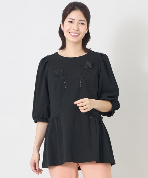 TO BE CHIC（トゥー ビー シック） tシャツ チューリップモチーフ 