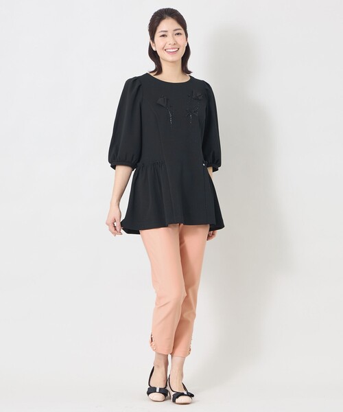 TO BE CHIC（トゥー ビー シック） tシャツ チューリップモチーフ 