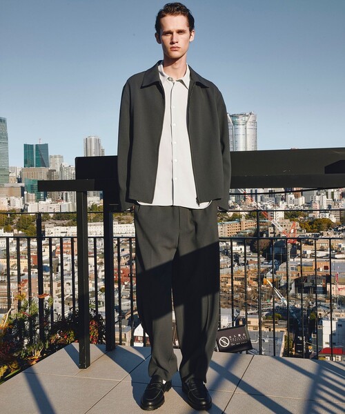 UNITED TOKYO（ユナイテッドトウキョウ） パンツ COLD DRY PLEATS